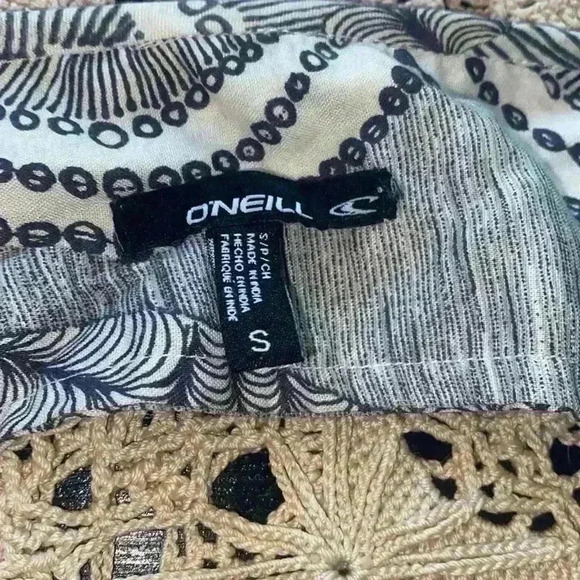 O’Neill printed tank - Picture 3 of 8